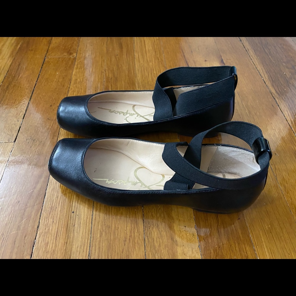 Ballet flats